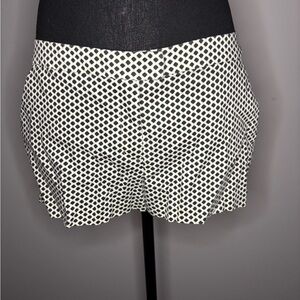 H&M Monochrome Geometric Women Shorts